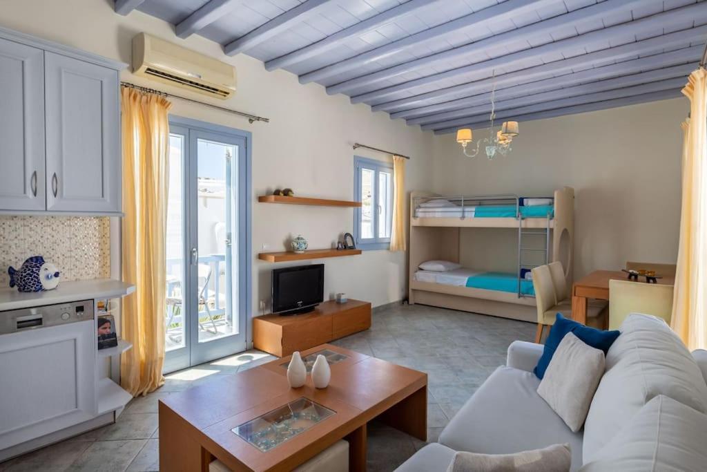 'Nepheli' Mykonean Suite Ornos  Extérieur photo